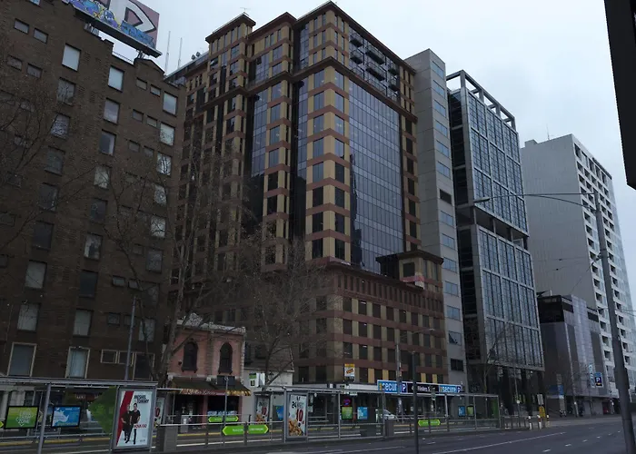 Romantic hotel: Riverside Apartments Melbourne