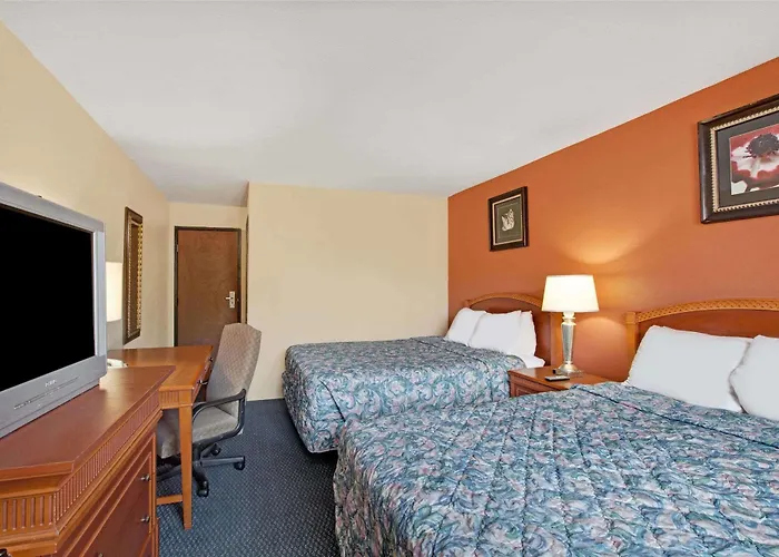 Monte Carlo Inn