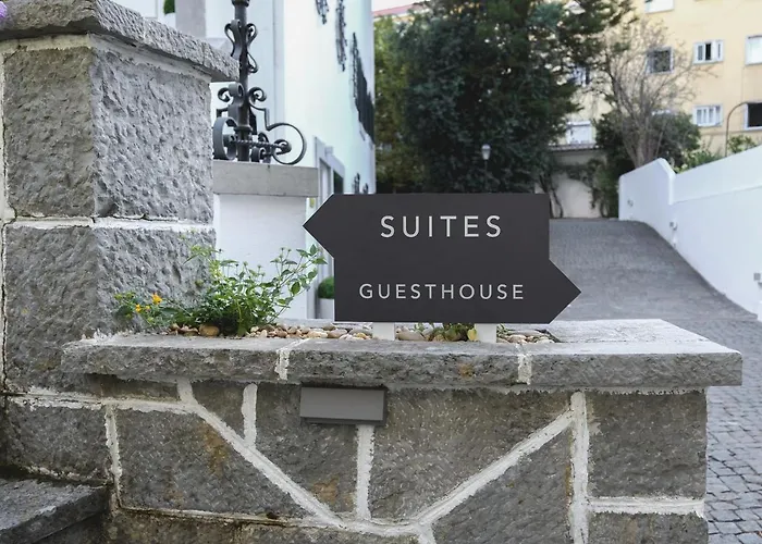 4U Airport Suites