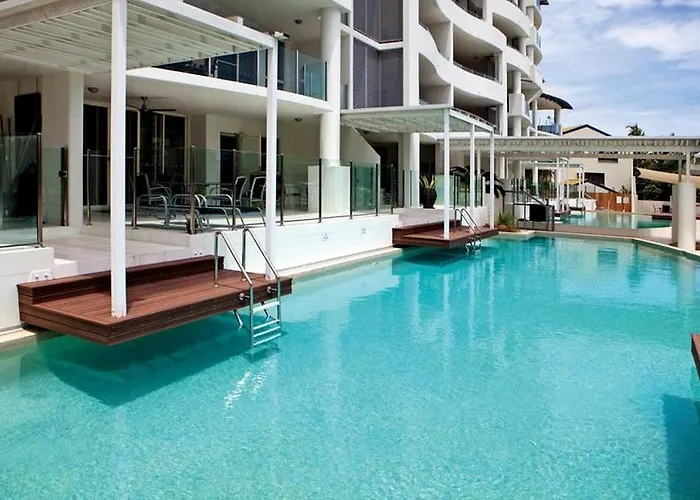 Waters Edge Apartment