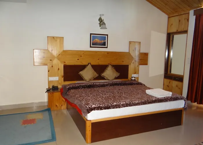 Hotel Mountain Trail Manali
