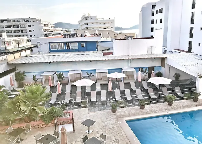  Fergus Paraiso Beach - Adults Only