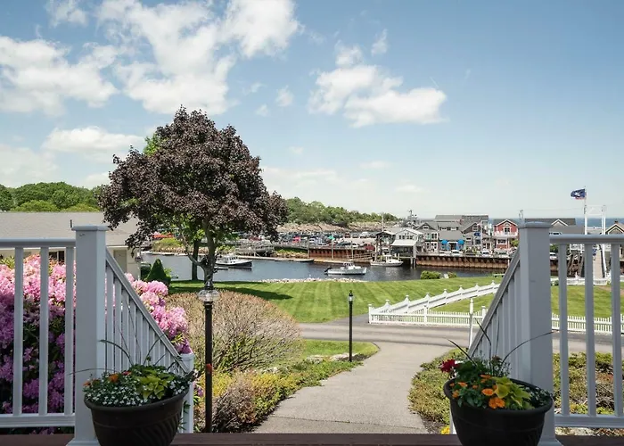 Motel: Auberge On The Cove