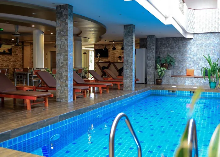 Triton Beach Hotel&Spa