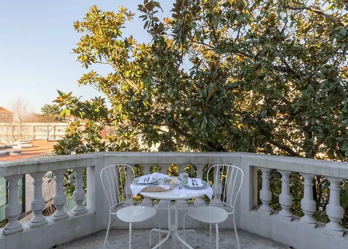 Alojamento com o café da manhã Apenas: The Blue Guest House