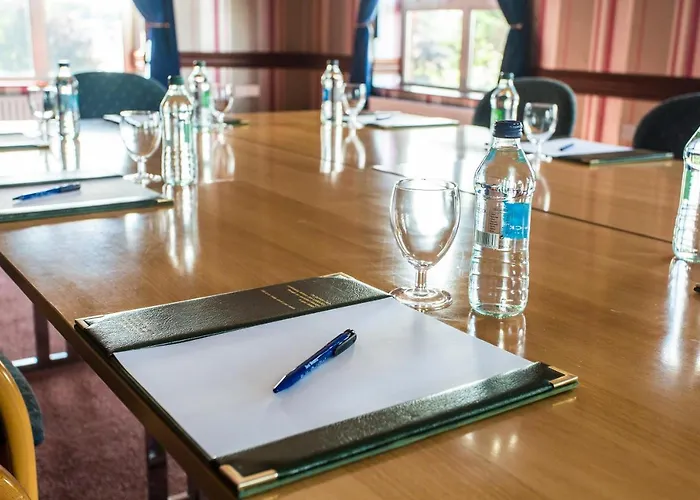 Cheap hotel: Sheldon Park Hotel And Leisure Club