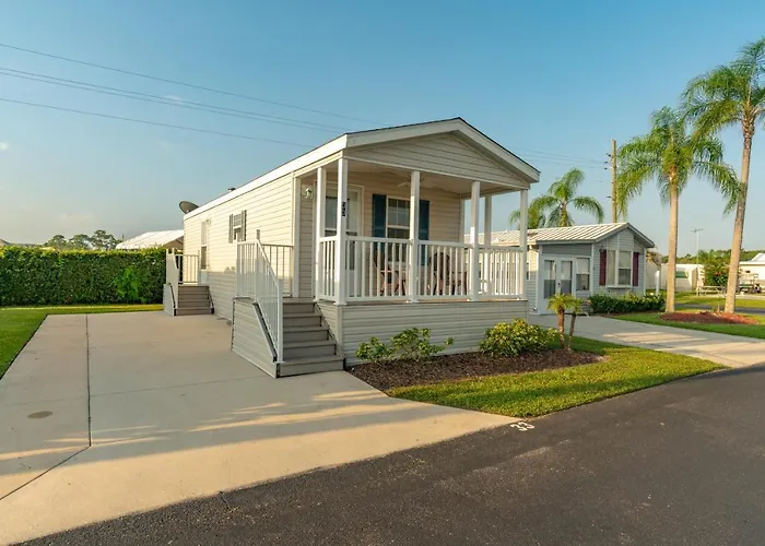 Pet Friendly hotel: Buttonwood Bay Rv Resort