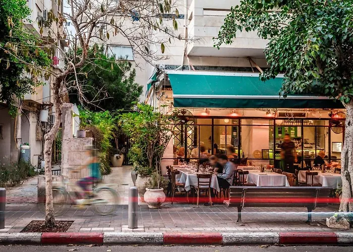 Dizengoff Suites