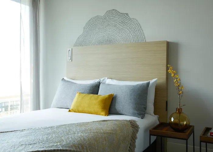 Pet Friendly hotel: Bei San Francisco, Trademark Collection By Wyndham