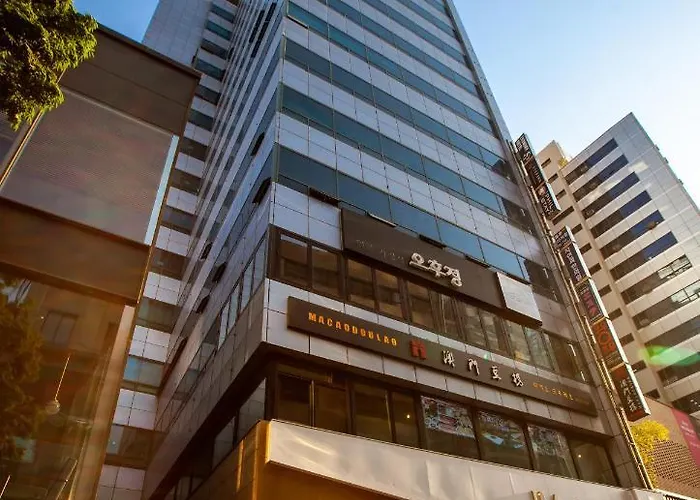 Step Inn Myeongdong 1