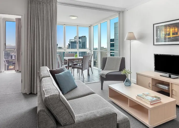 Oaks Brisbane Festival Suites